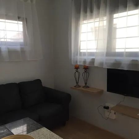 Cosy Flat Beachside Apartment Playa Del Hombre