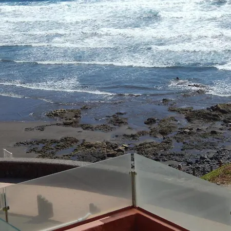 Cosy Flat Beachside Apartment Playa Del Hombre